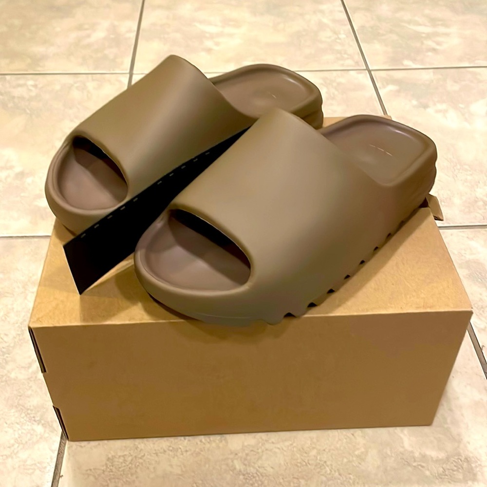 Yeezy Slides